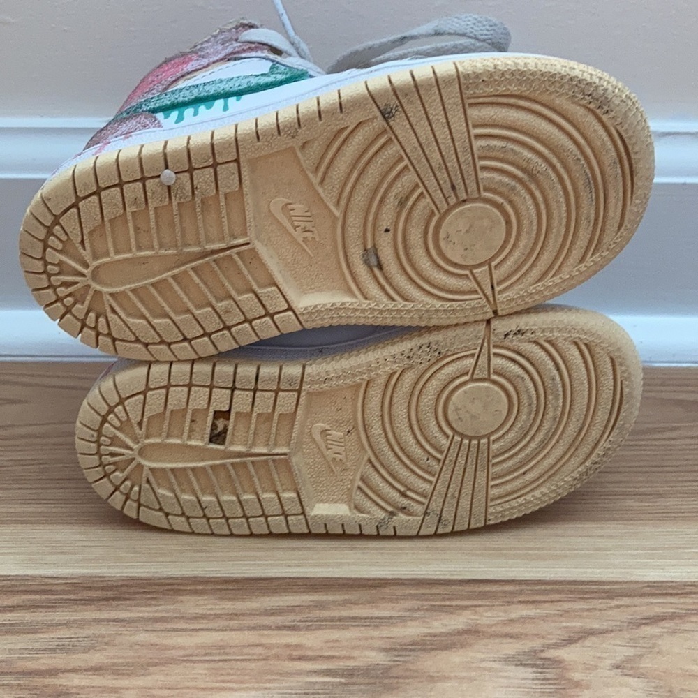 Jordan kids 1 mid SE ice cream - Picture 5 of 5